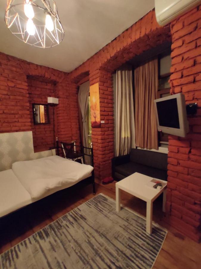 Stone Suite Taksim Istanboel Buitenkant foto