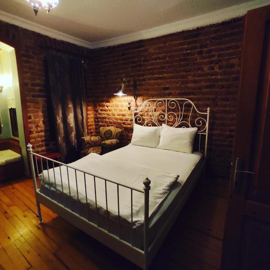 Stone Suite Taksim Istanboel Buitenkant foto