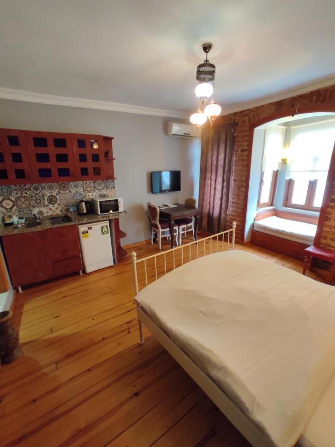 Stone Suite Taksim Istanboel Buitenkant foto