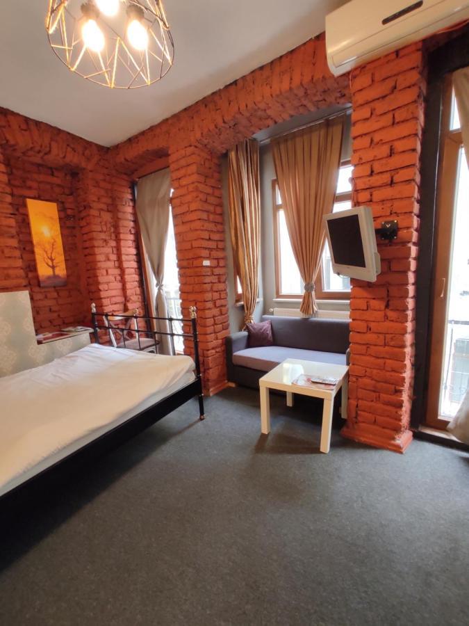 Stone Suite Taksim Istanboel Buitenkant foto