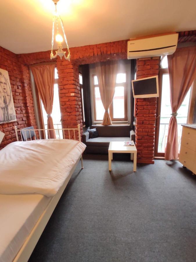 Stone Suite Taksim Istanboel Buitenkant foto